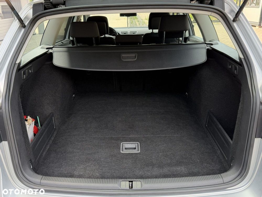 Volkswagen Passat - 26