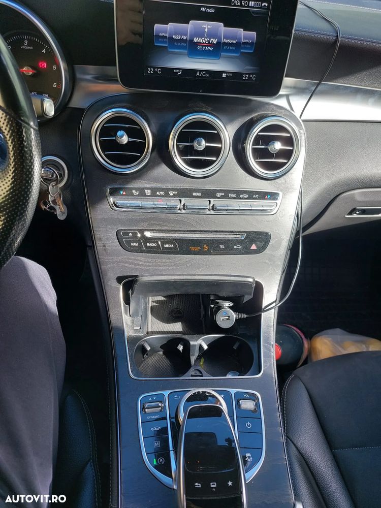 Mercedes-Benz GLC 220 d 4MATIC - 11