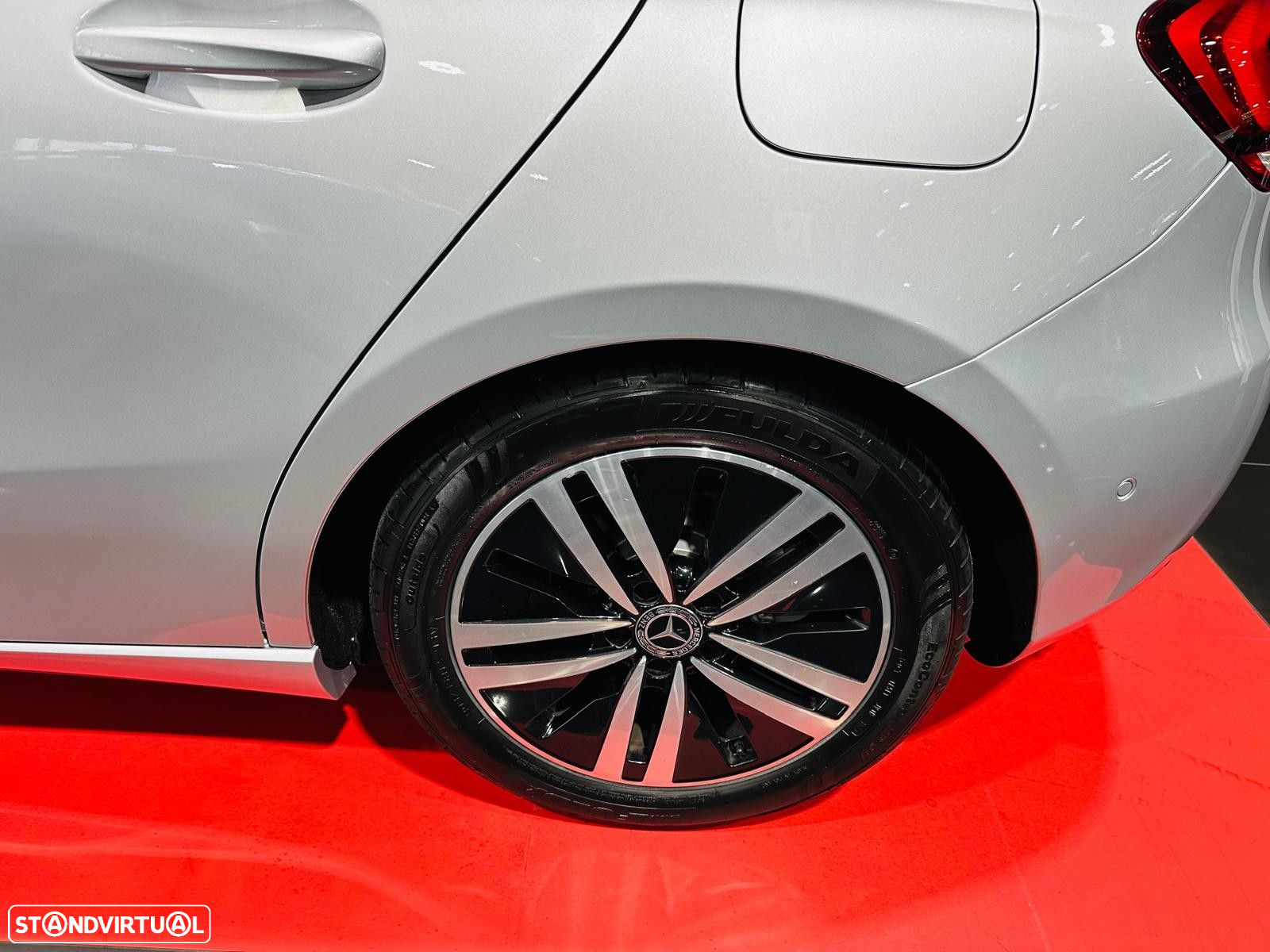Mercedes-Benz A 180 d 7G-DCT - 15