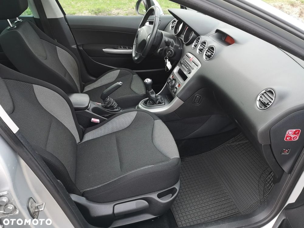 Peugeot 308 120 VTi Platinum - 6