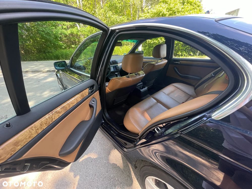 BMW Seria 3 320i - 19