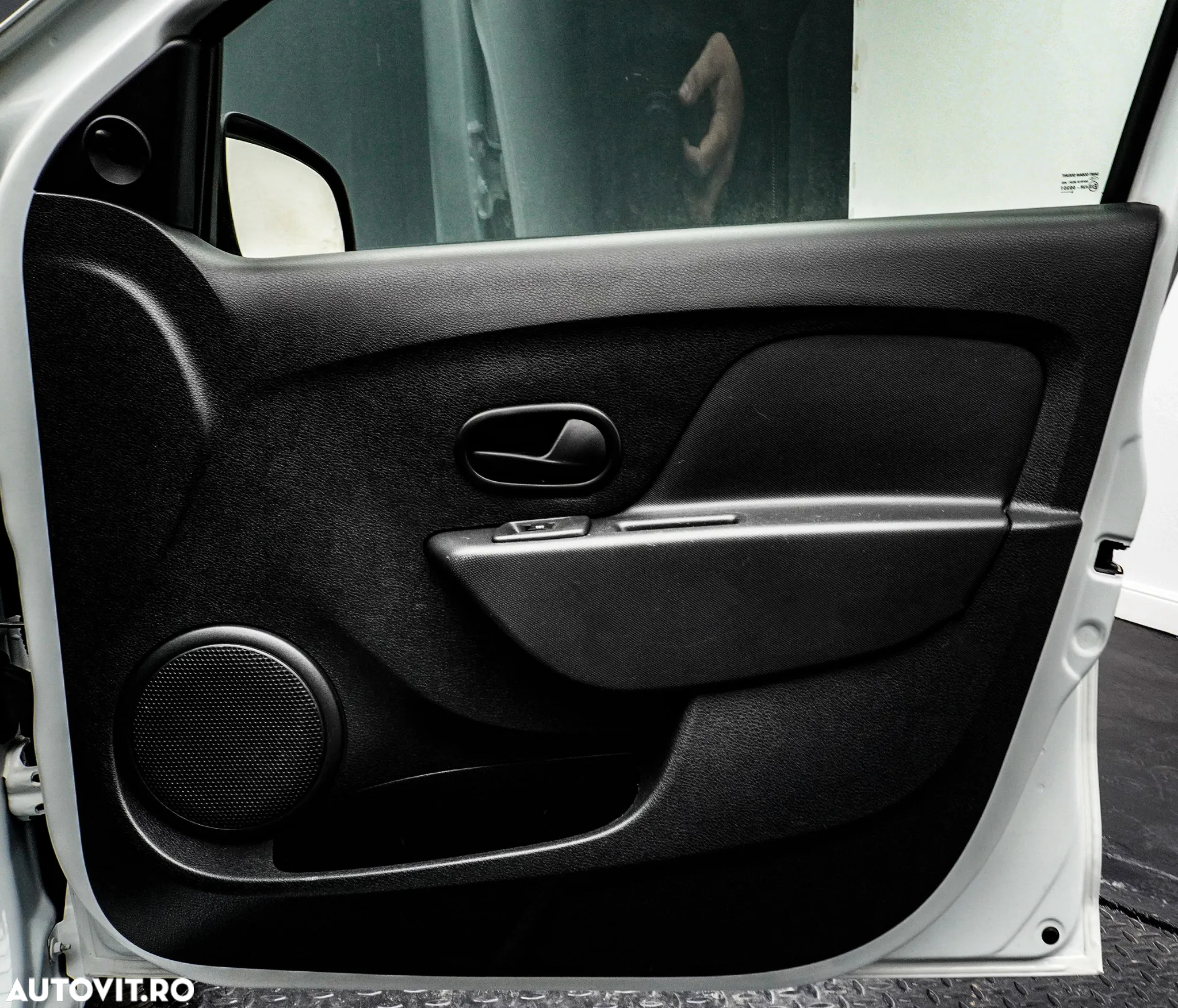 Dacia Logan 0.9 TCe Ambiance - 22