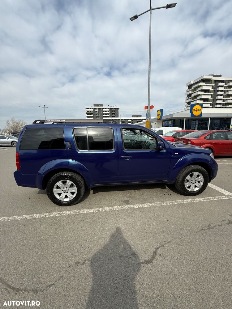 Nissan Pathfinder 2.5 dCi Aut LE - 6