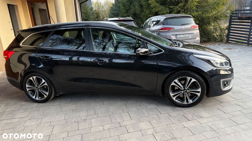 Kia Ceed 1.6 CRDi 136 ISG Platinum Edition - 12