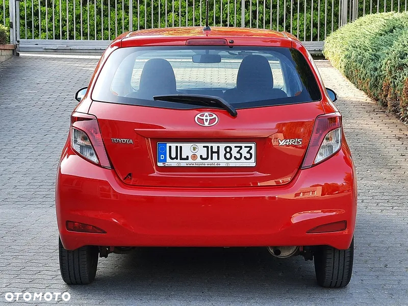 Toyota Yaris 1.0 Life - 25