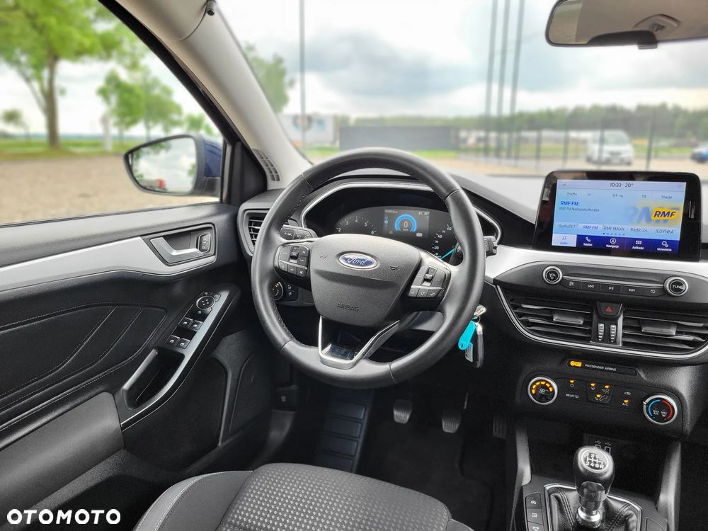 Ford Focus 1.0 EcoBoost Connected - 11