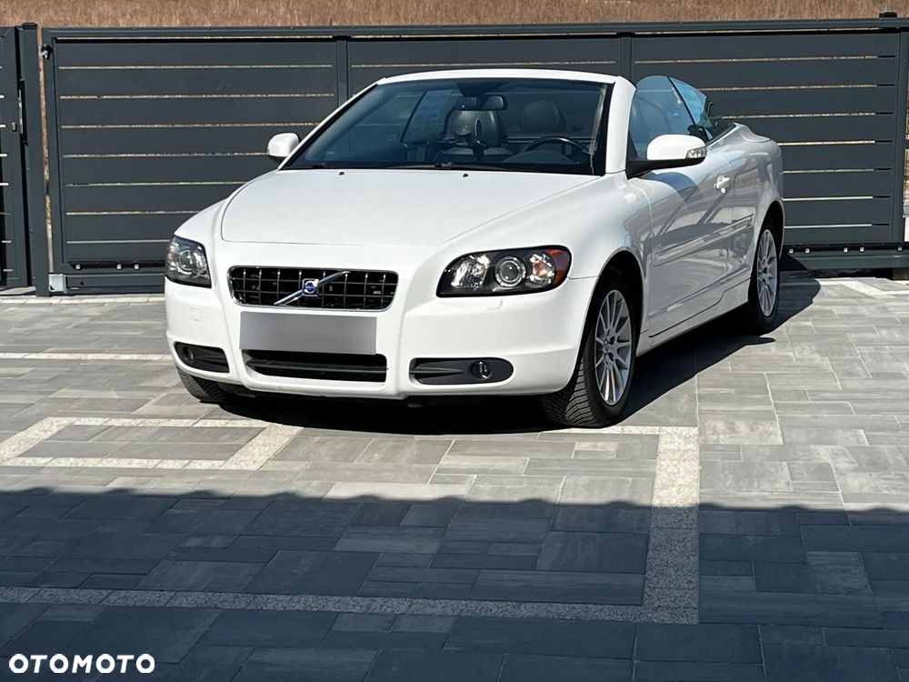 Volvo C70 2.0D Momentum - 1