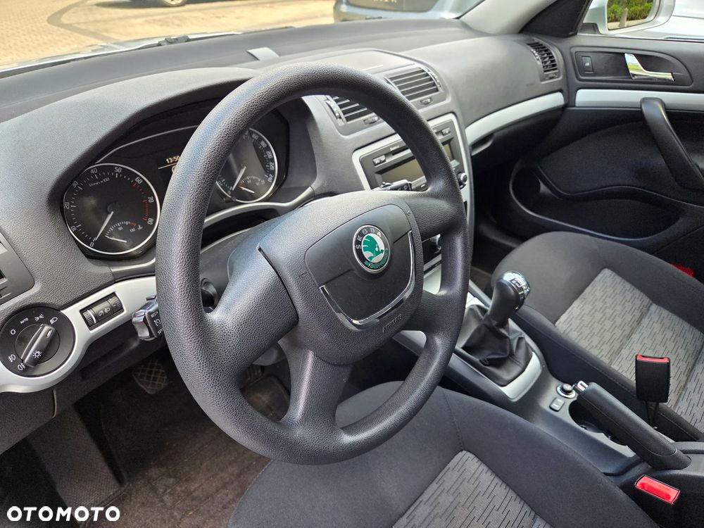 Skoda Octavia 1.4 TSI Ambiente - 18