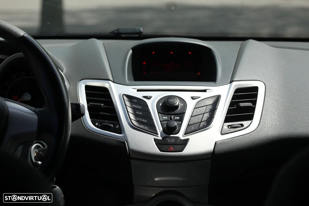 Ford Fiesta 1.25 Titanium 124g - 22