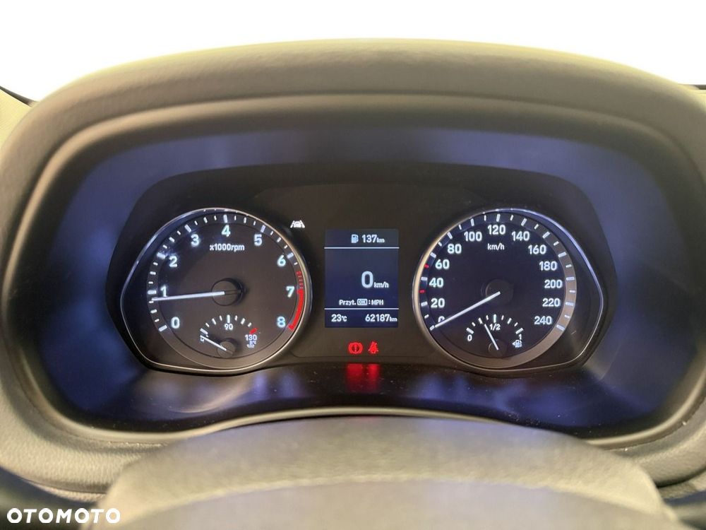 Hyundai i30 - 16