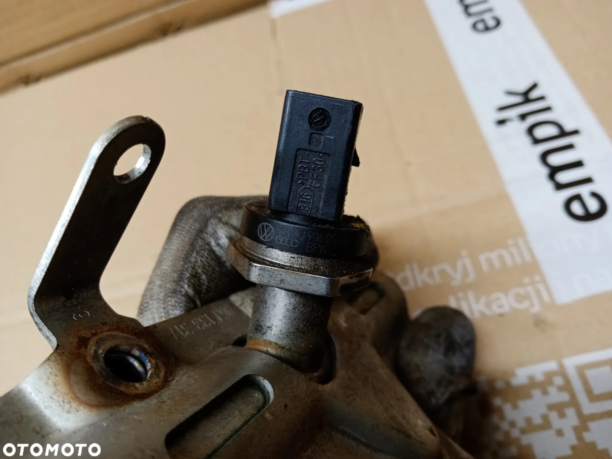 Listwa wtryskowa czujnik Audi A4 B8 A5 06J133317J 06J906051B - 6