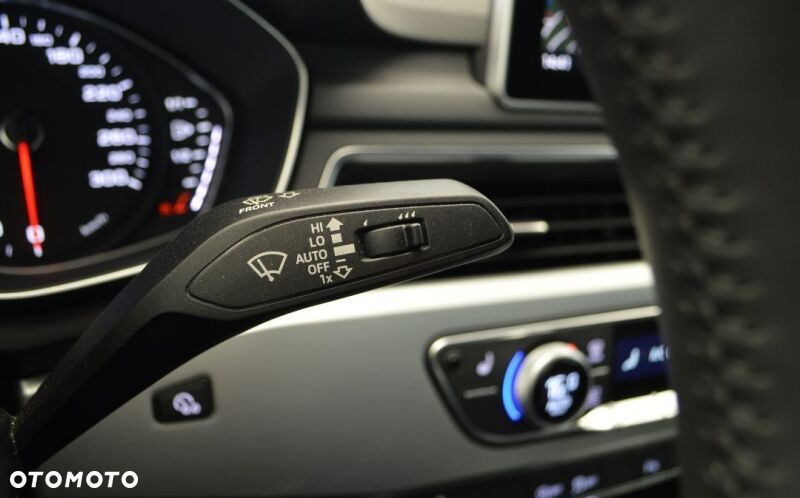 Audi A4 Limousine - 7
