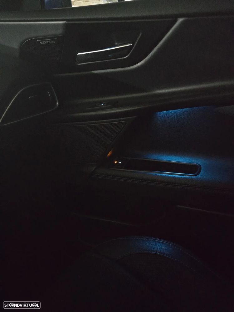 Jaguar XE E-Performance Aut. R-Sport - 4