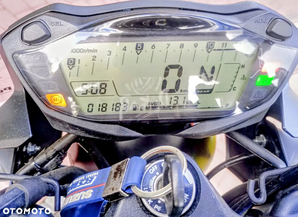 Suzuki SV - 30