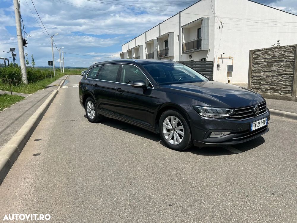 Volkswagen Passat 2.0 TDI SCR DSG Comfortline - 8