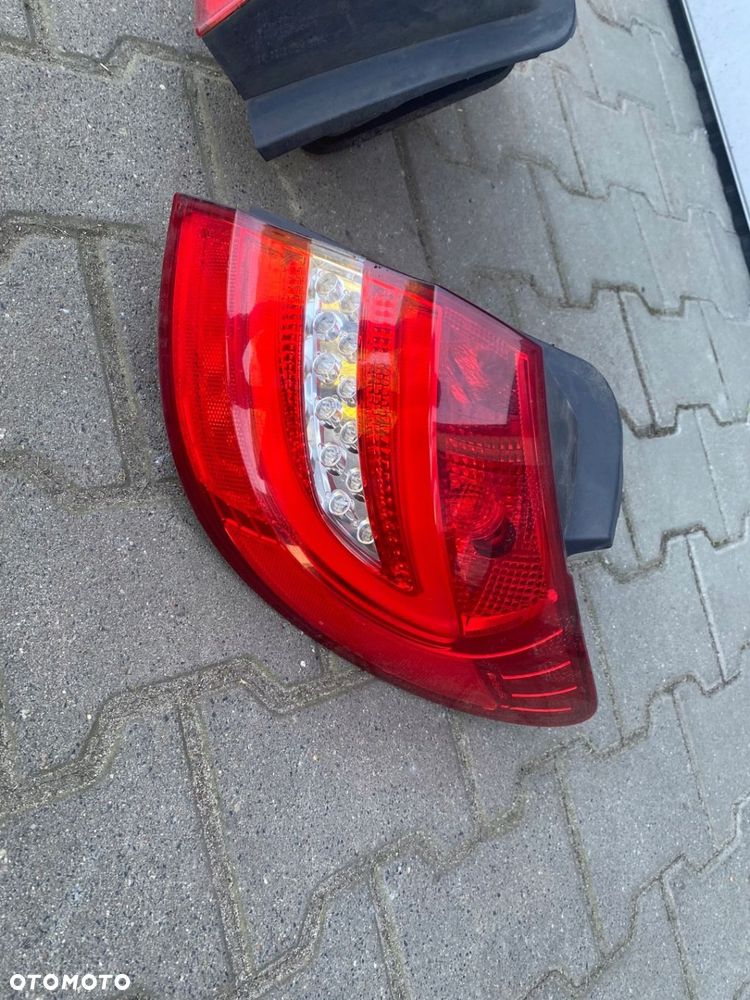 MERCEDES W 246 lampa tylna prawa lewa led - 3