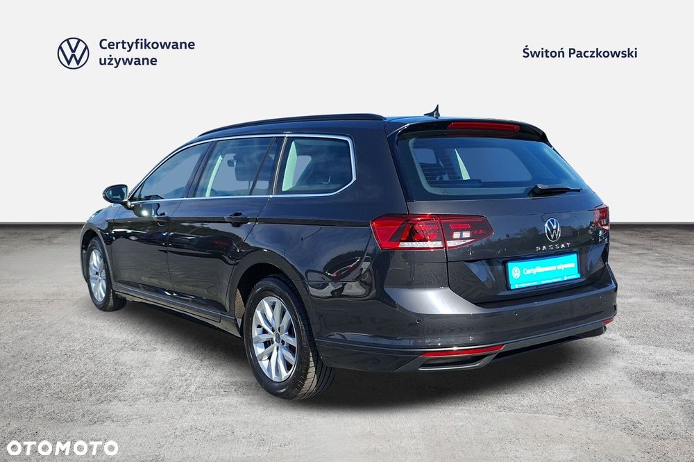 Volkswagen Passat - 3