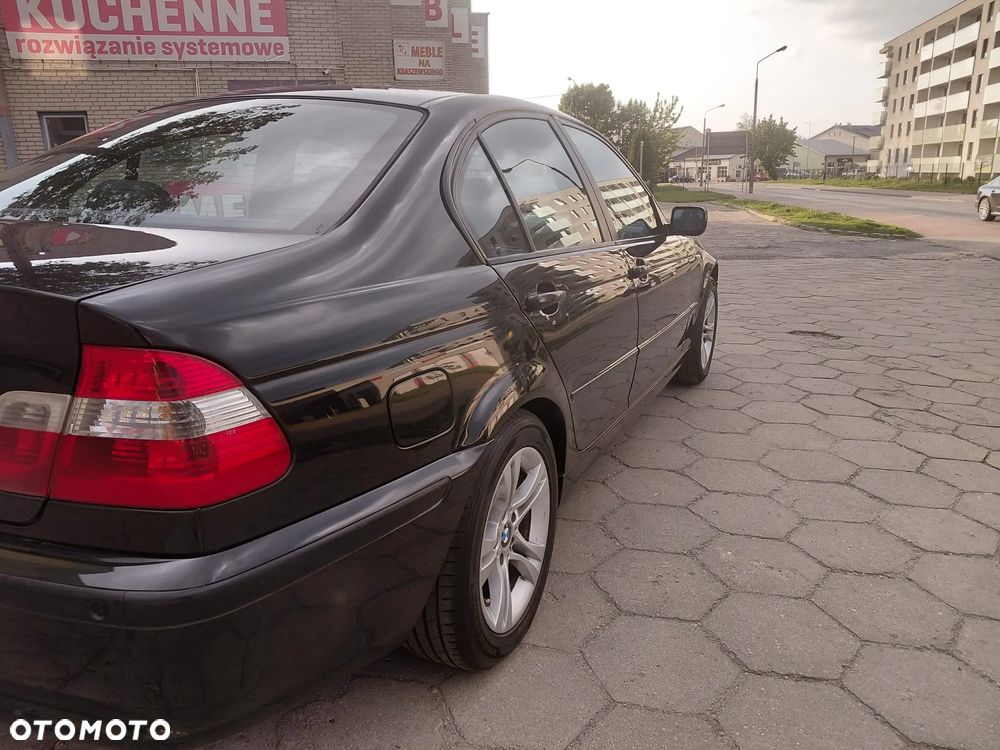 BMW Seria 3 318i Edition Sport - 13