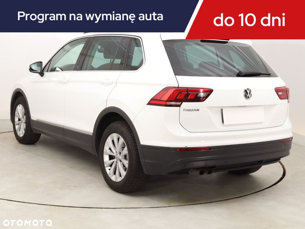 Volkswagen Tiguan - 6