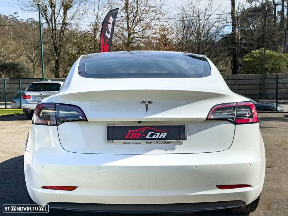 Tesla Model 3 Standard Range Plus RWD - 3