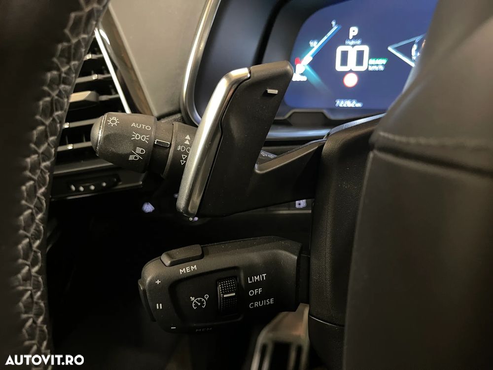 DS Automobiles DS 7 Crossback - 31