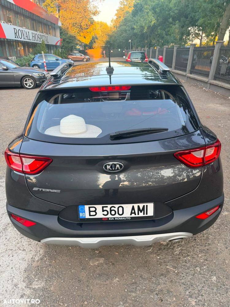 Kia Stonic 1.2 GSL Urban - 4