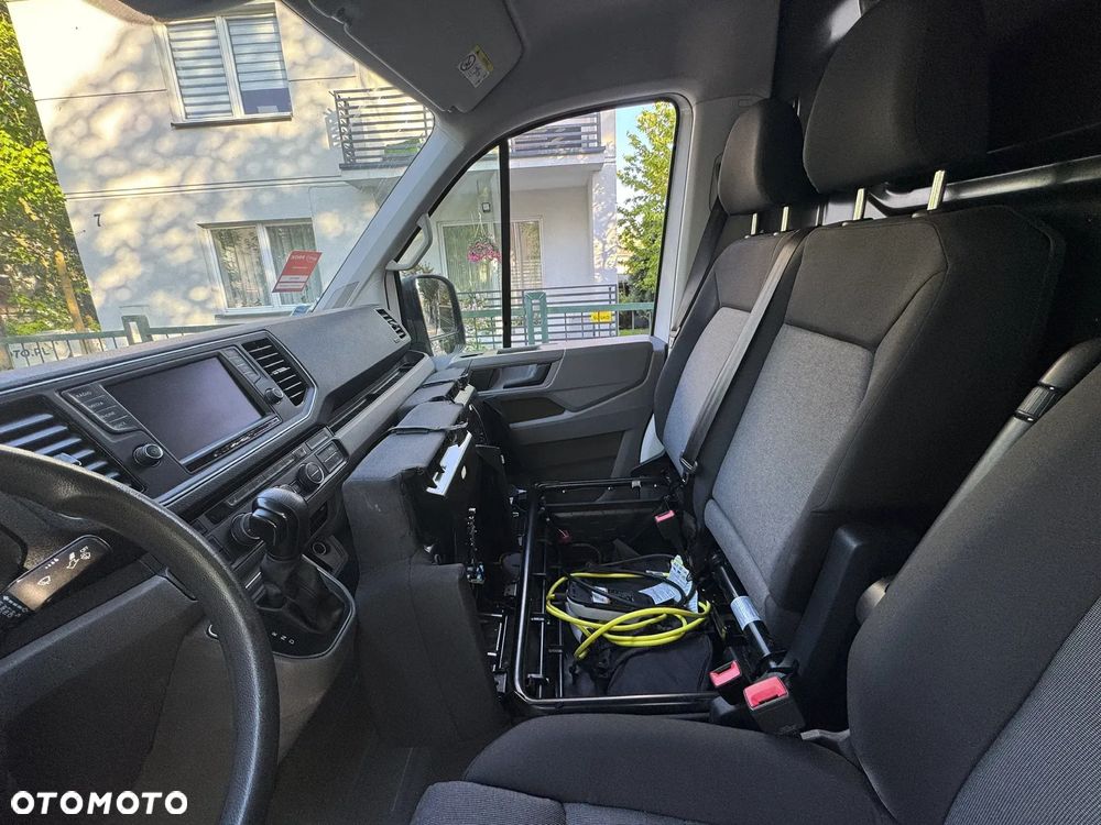 Volkswagen E-CRAFTER - 23