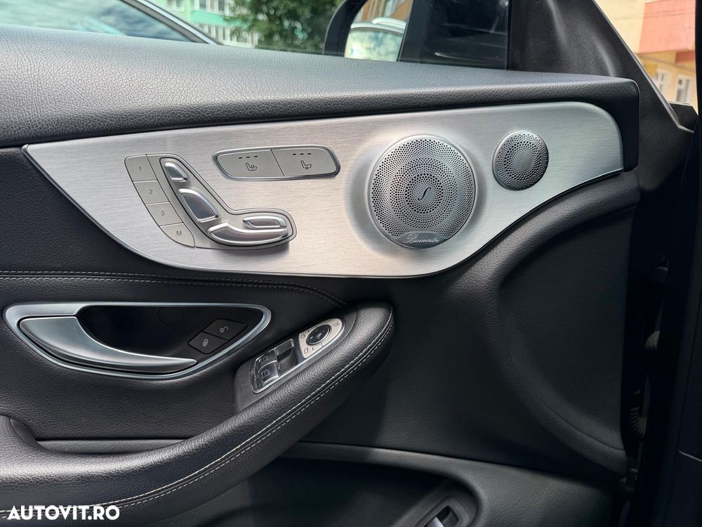Mercedes-Benz C 300 7G-TRONIC - 11