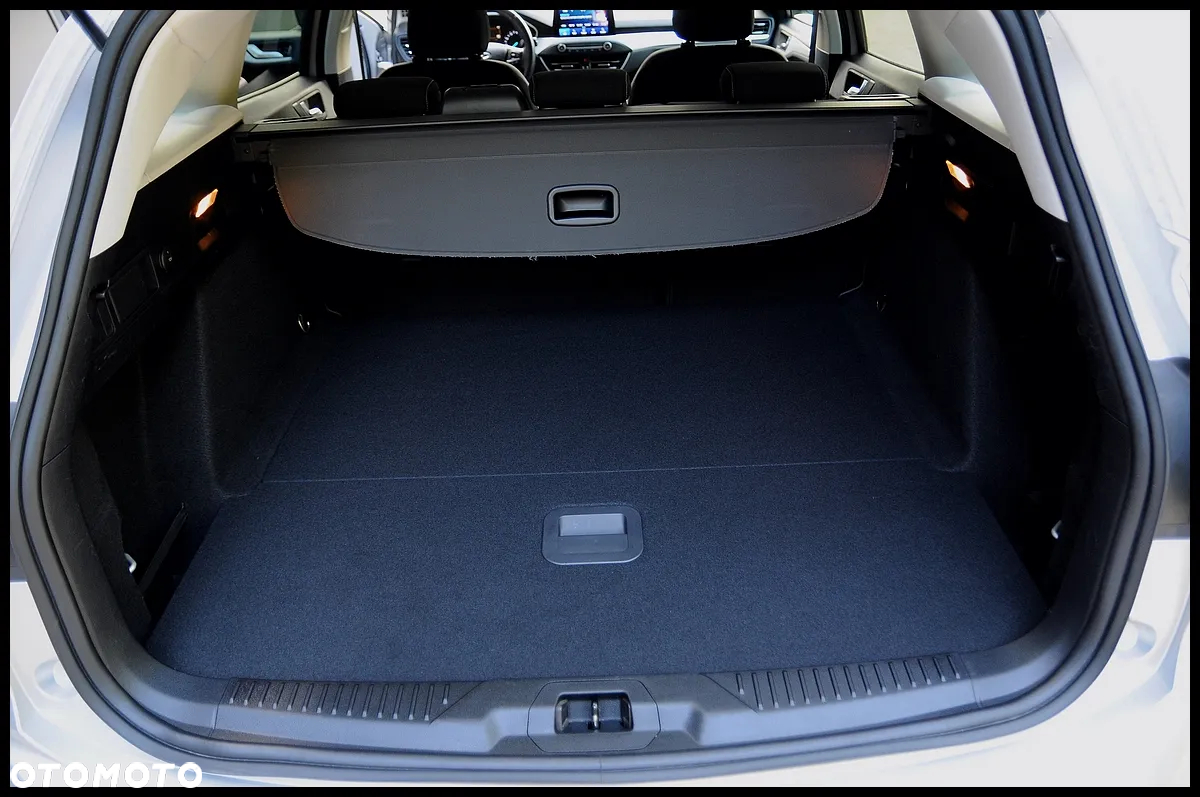 Ford Focus - 36