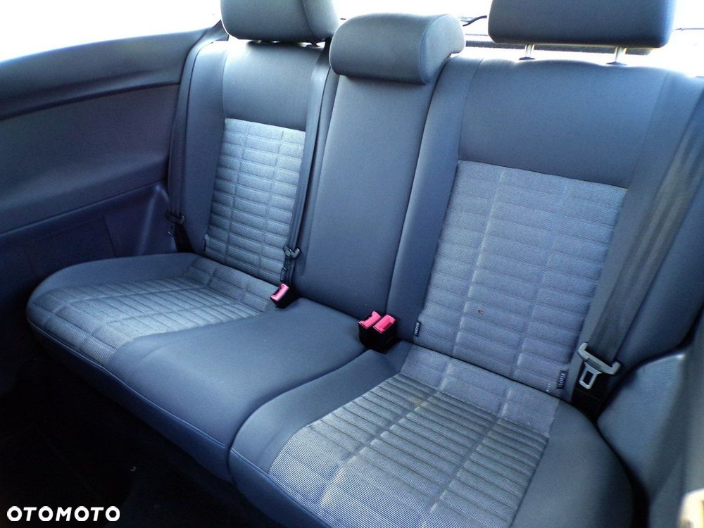 Volkswagen Polo 1.4 16V Comfortline - 19