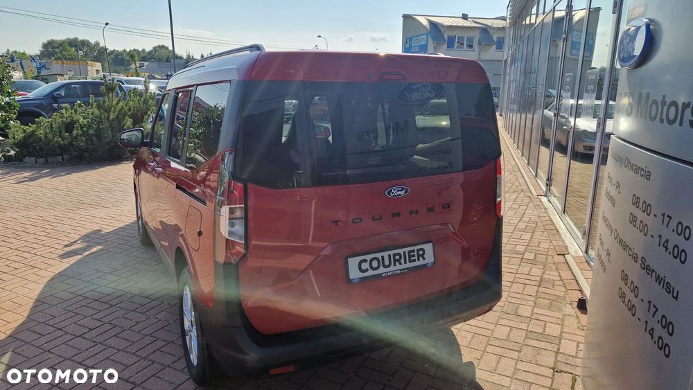 Ford Tourneo Courier 1.0 EcoBoost Titanium - 6