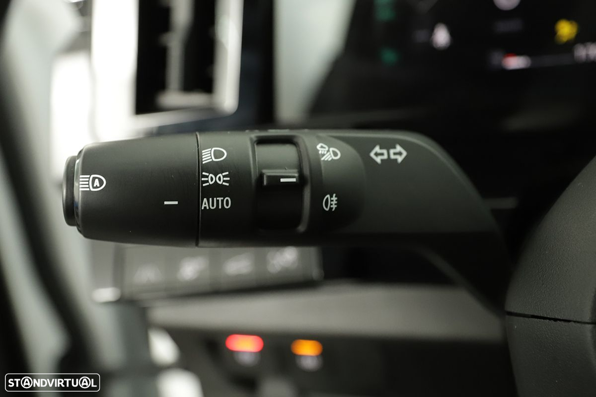 Renault Austral 1.2 E-Tech Iconic Espirit - 16