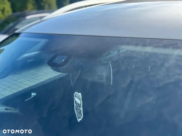 Volkswagen Tiguan - 26