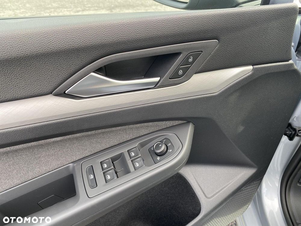 Volkswagen Golf - 27