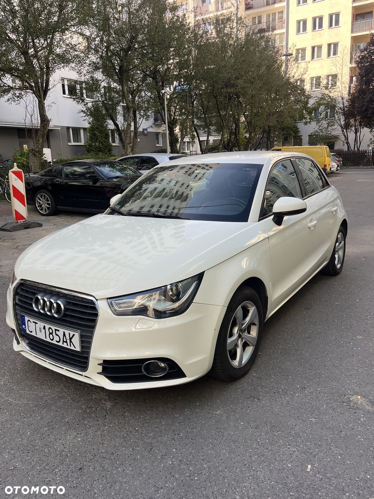 Audi A1 ver-1-4-tfsi-ambition-s-tronic - 4