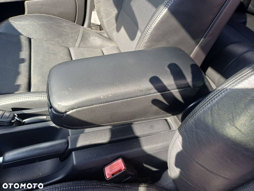 FOTELE PRZÓD KANAPA TYŁ BOCZKI PODŁOKIETNIK DEKORY AUDI A4 B7 AVANT - 6