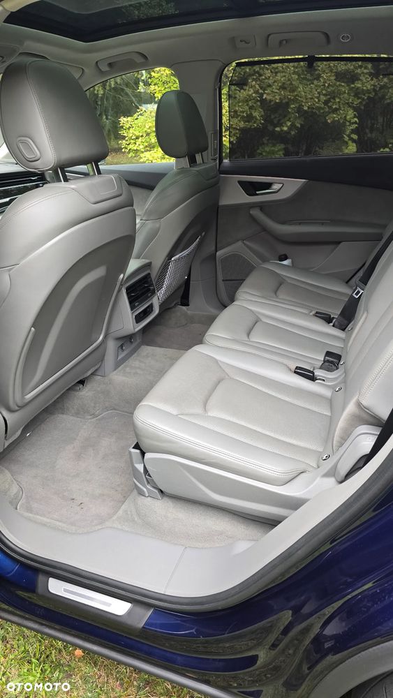 Audi Q7 55 TFSI e Quattro S Line Tiptr - 18