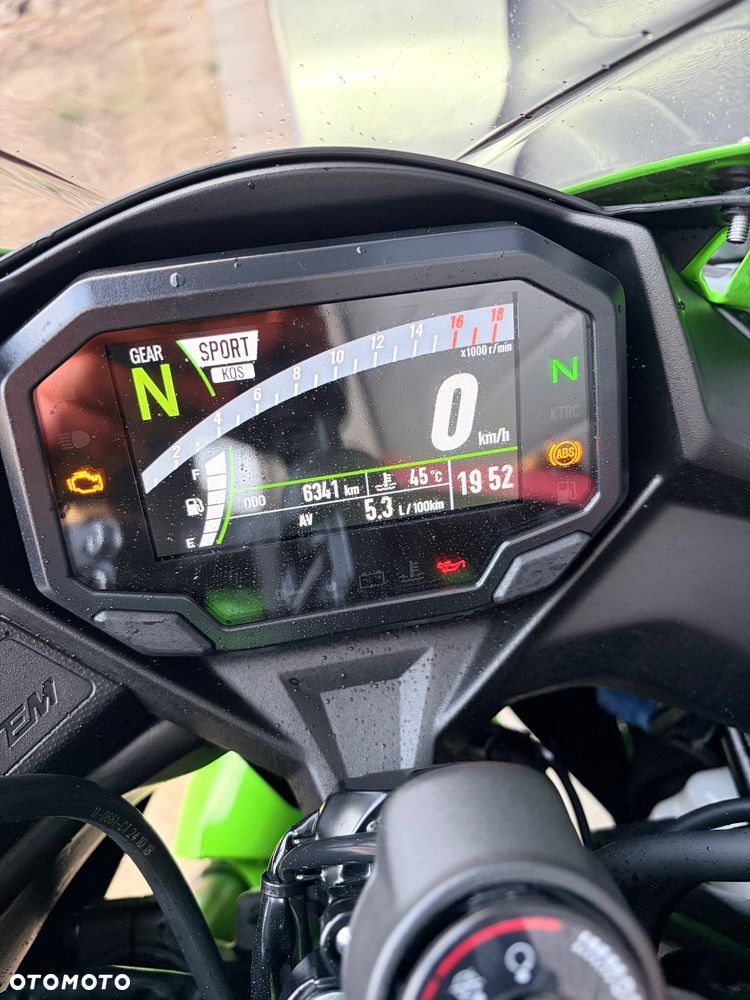 Kawasaki ZX - 4