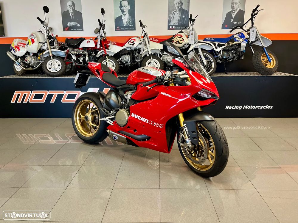 Ducati 1199 Panigale R - 1