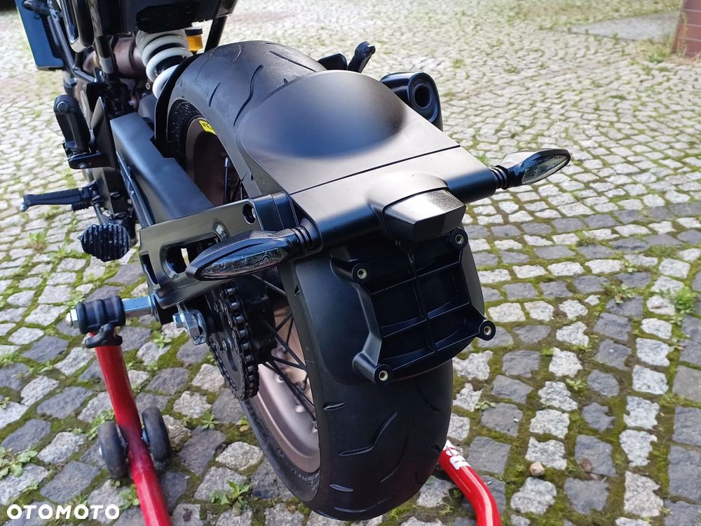 Husqvarna Vitpilen - 37