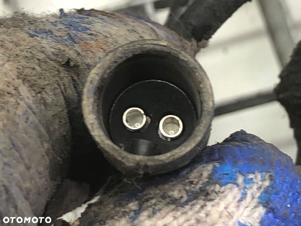 ZWROTNICA PRAWY PRZÓD  RENAULT SCÉNIC I nadwozie wielkoprzestrzenne (MPV) (JA0/1_, FA0_) 1999 - - 3