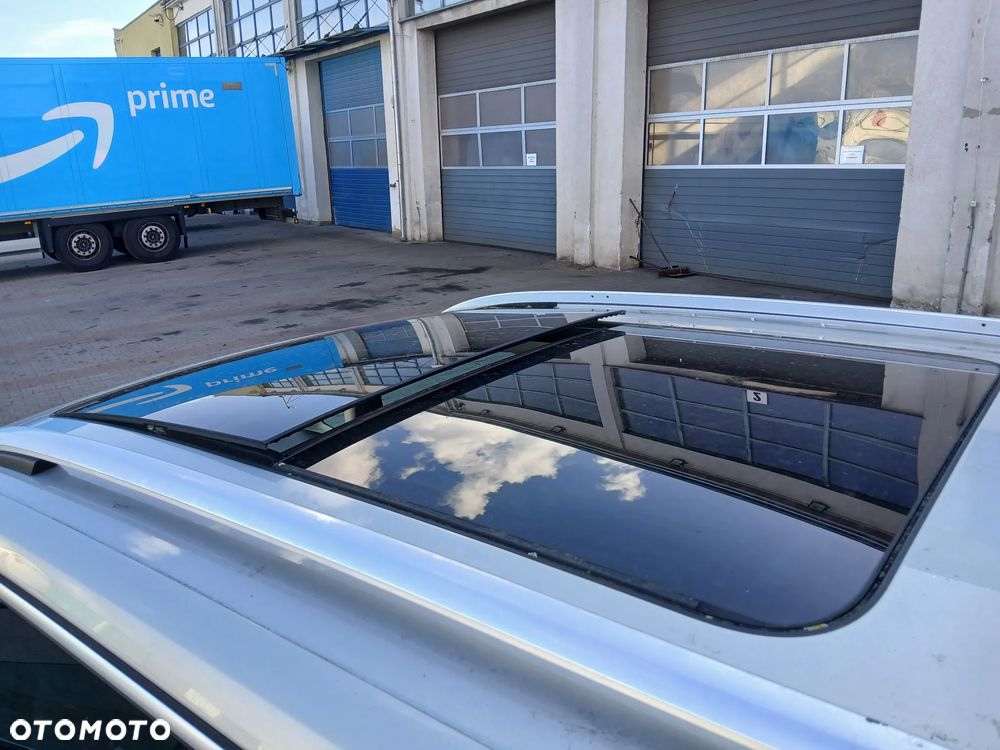 Volkswagen Sharan 2.0 TDI DSG Blue Motion Highline - 19