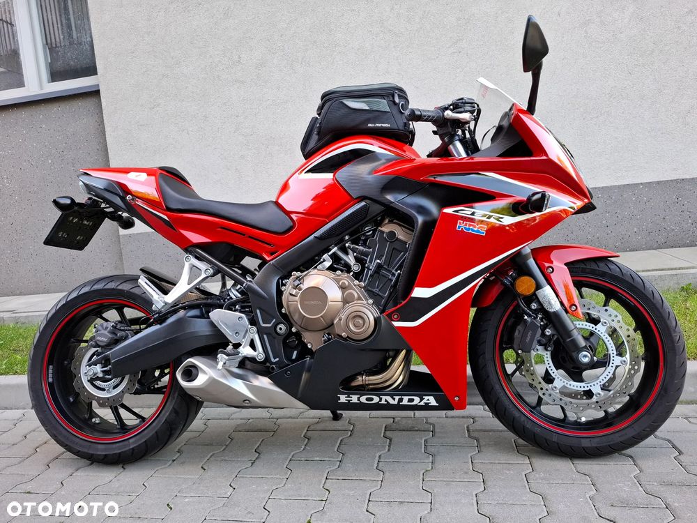 Honda CBR - 37