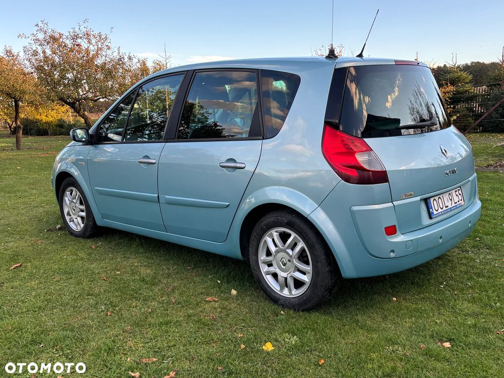 Renault Scenic - 2