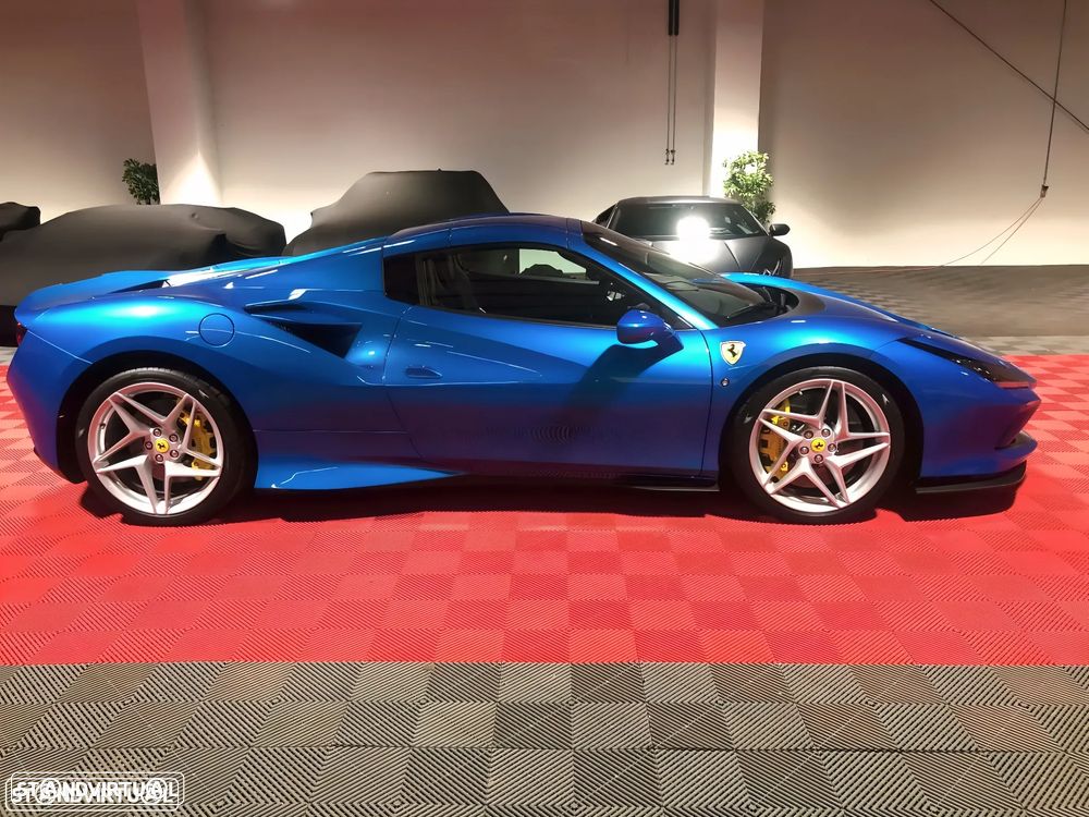 Ferrari F8 Tributo - 4