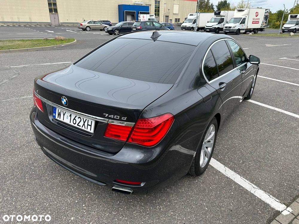 BMW Seria 7 740d xDrive - 35