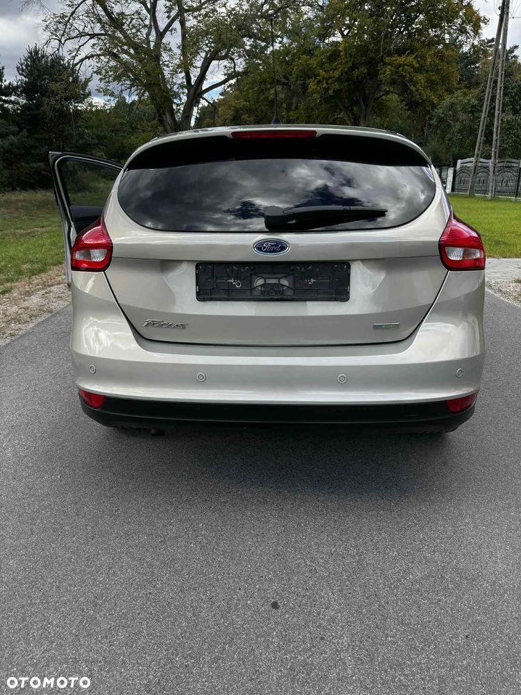 Ford Focus 1.0 EcoBoost Active - 22