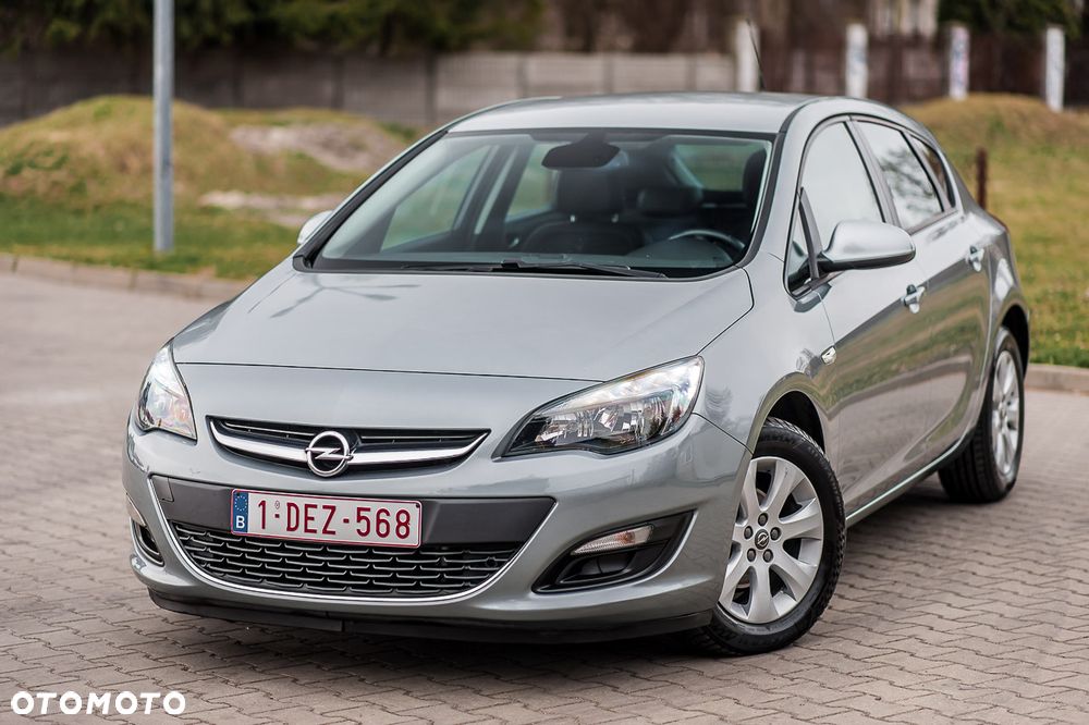 Opel Astra - 2