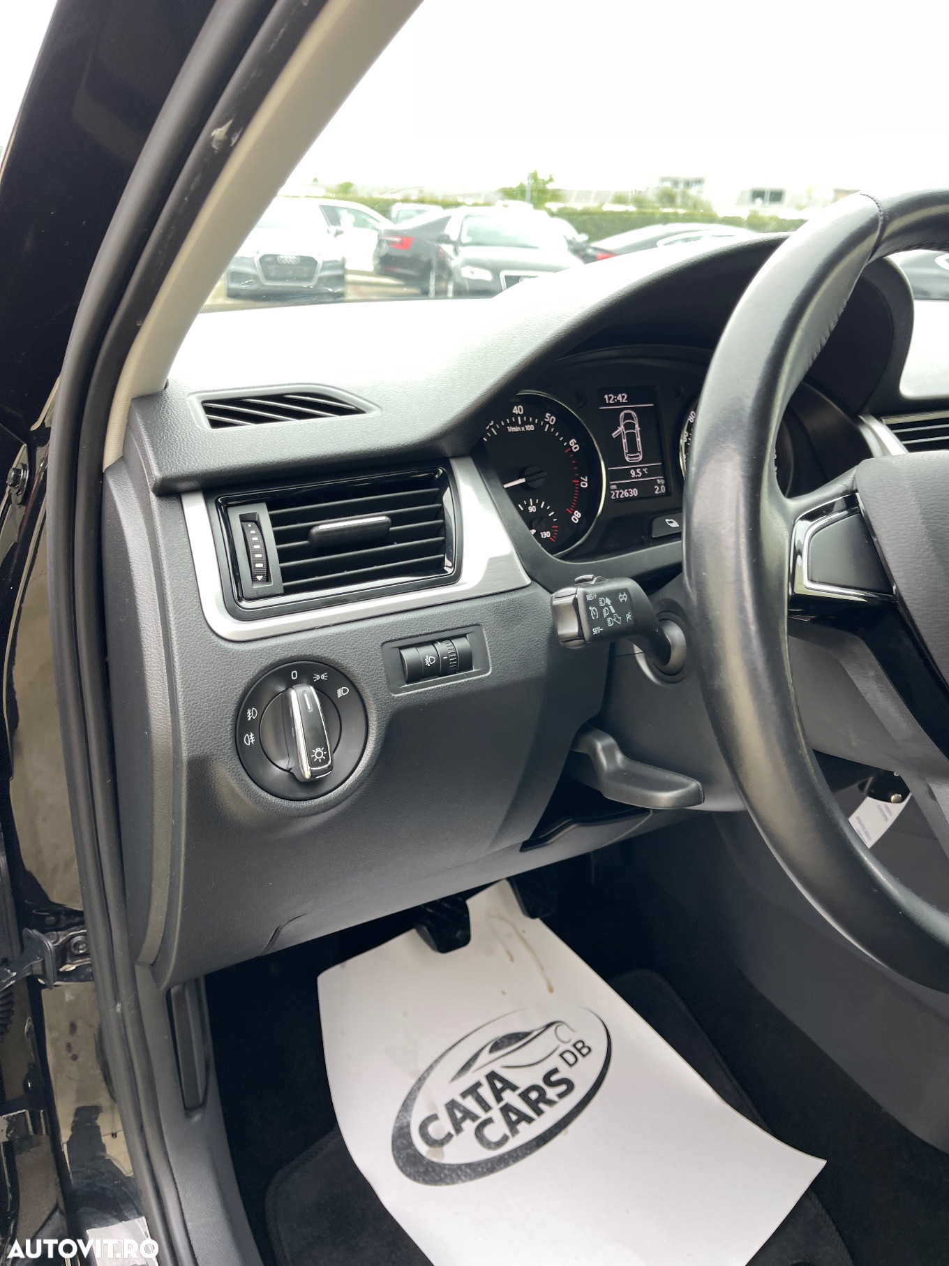 Skoda RAPID 1.2 TSI Ambition - 32