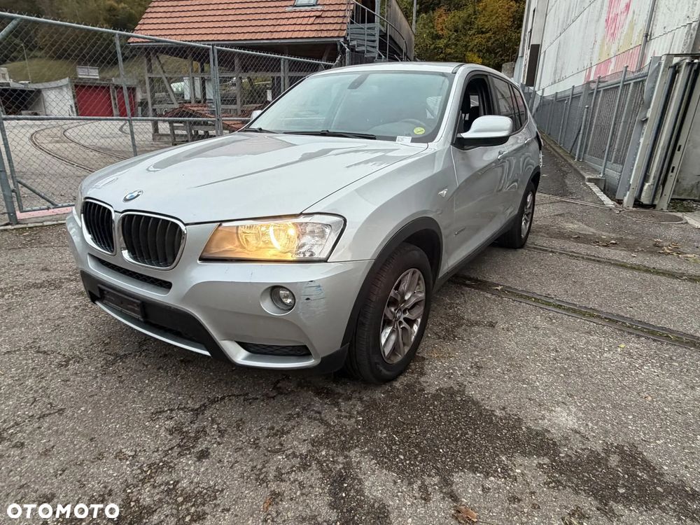 BMW X3 2012 photo 2